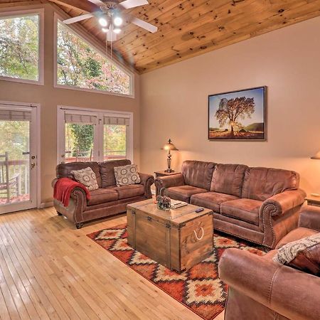Rustic Red Cabin With Deck In Maggie Valley Club! 外观 照片