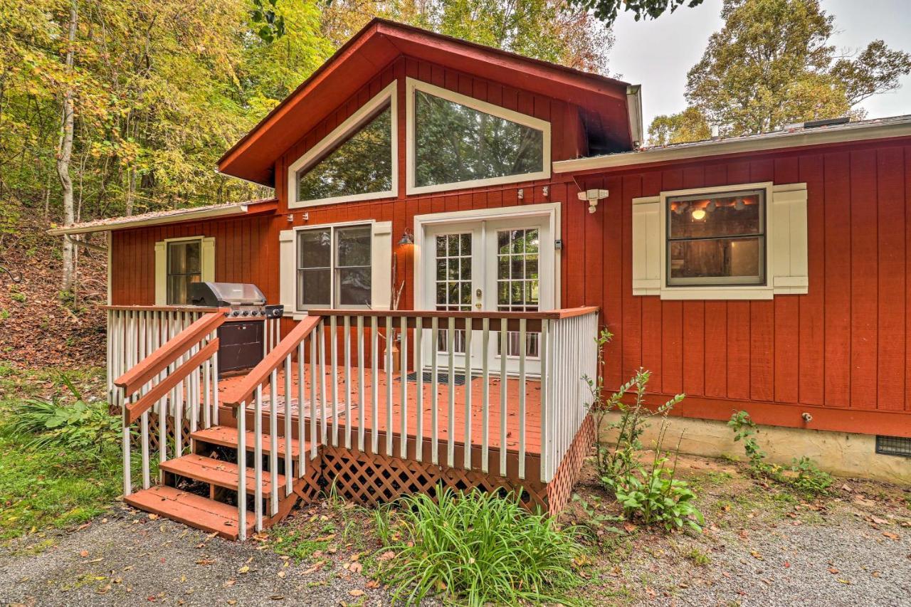 Rustic Red Cabin With Deck In Maggie Valley Club! 外观 照片